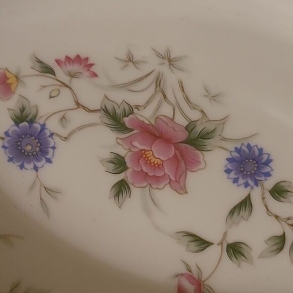 Andrea Oven to Table Cookware - Picture 3 of 9